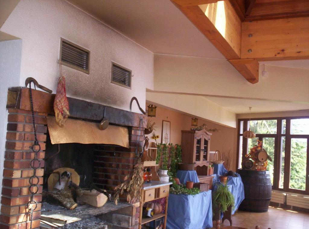 Auberge De Mandrin Dullin ภายนอก รูปภาพ